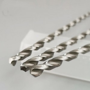 Extra langer HSS-Spiralbohrer nach DIN1869-Standard für Metall